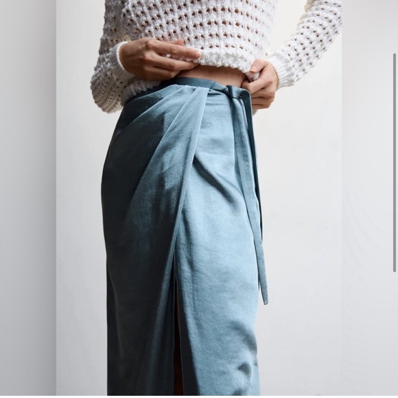 Mango flowy wrap skirt - Picture 2 of 3